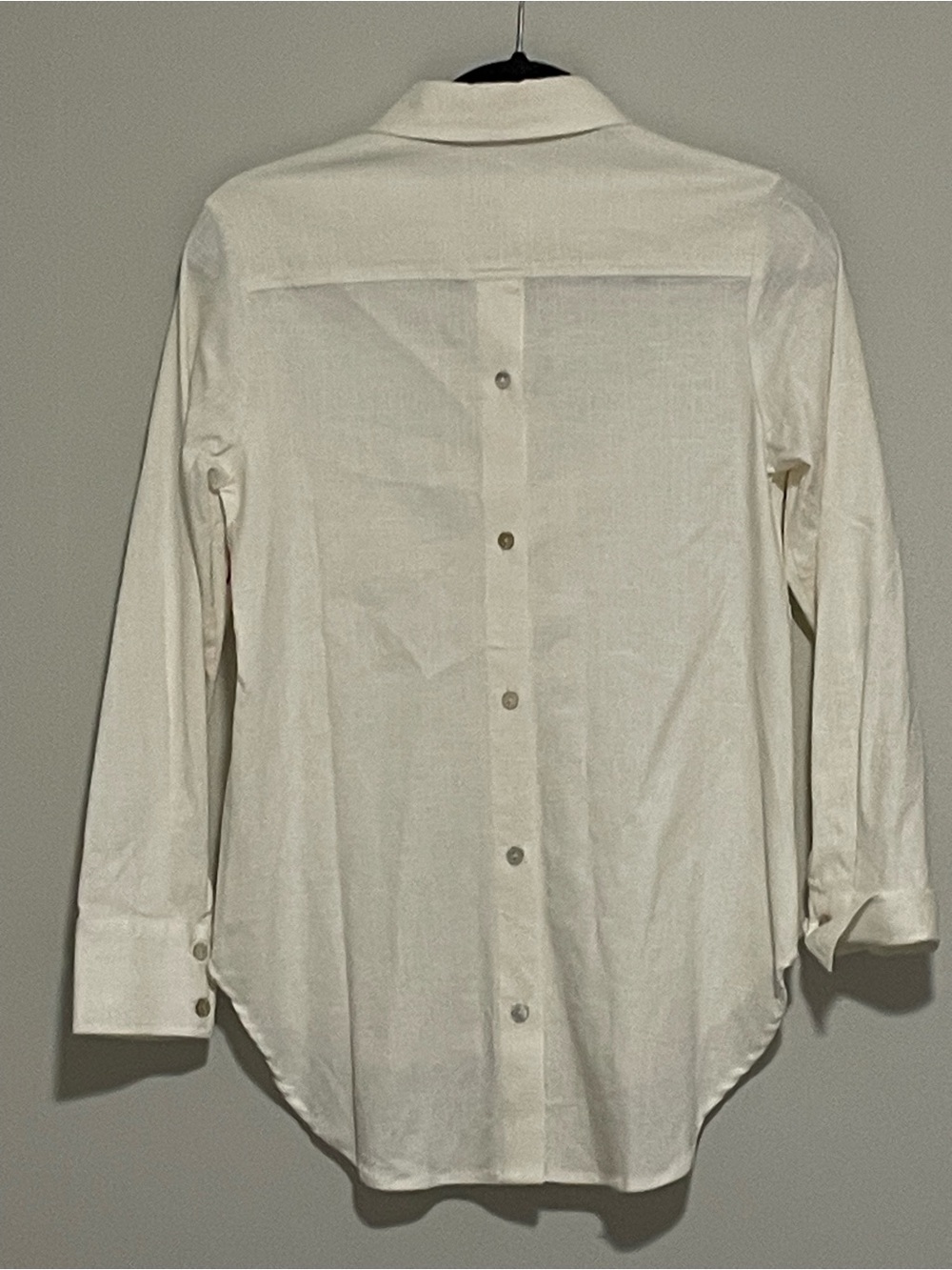 Women’s White Button-Back Long Sleeve Shirt